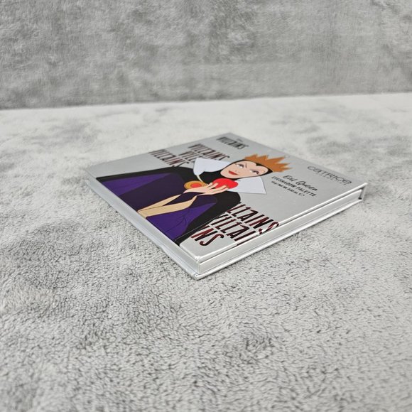 Disney Villains x Catrice Cosmetics Evil Queen 16 Eyeshadow Palette Snow White - Picture 7 of 14